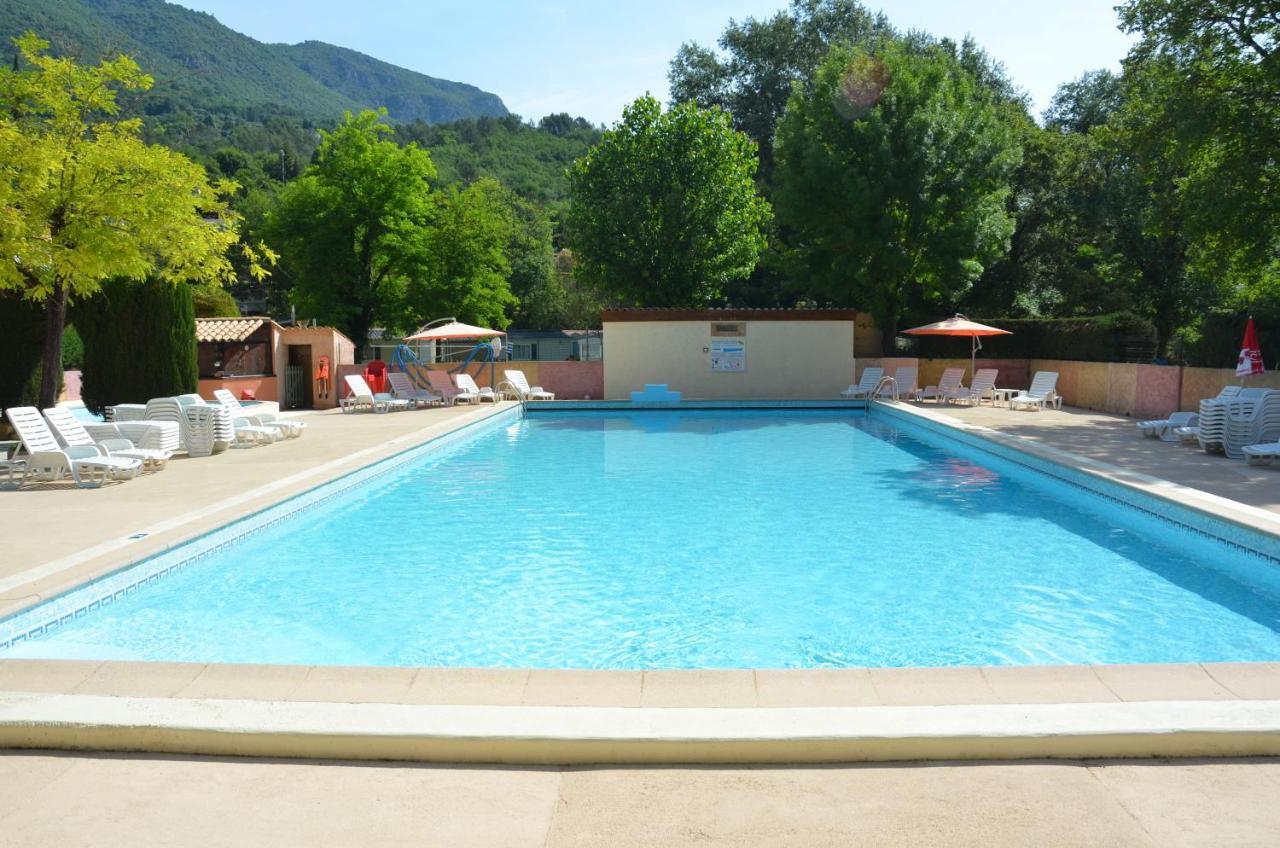 Camping Hotel Les Rives Du Loup Tourrettes-sur-Loup Zimmer foto