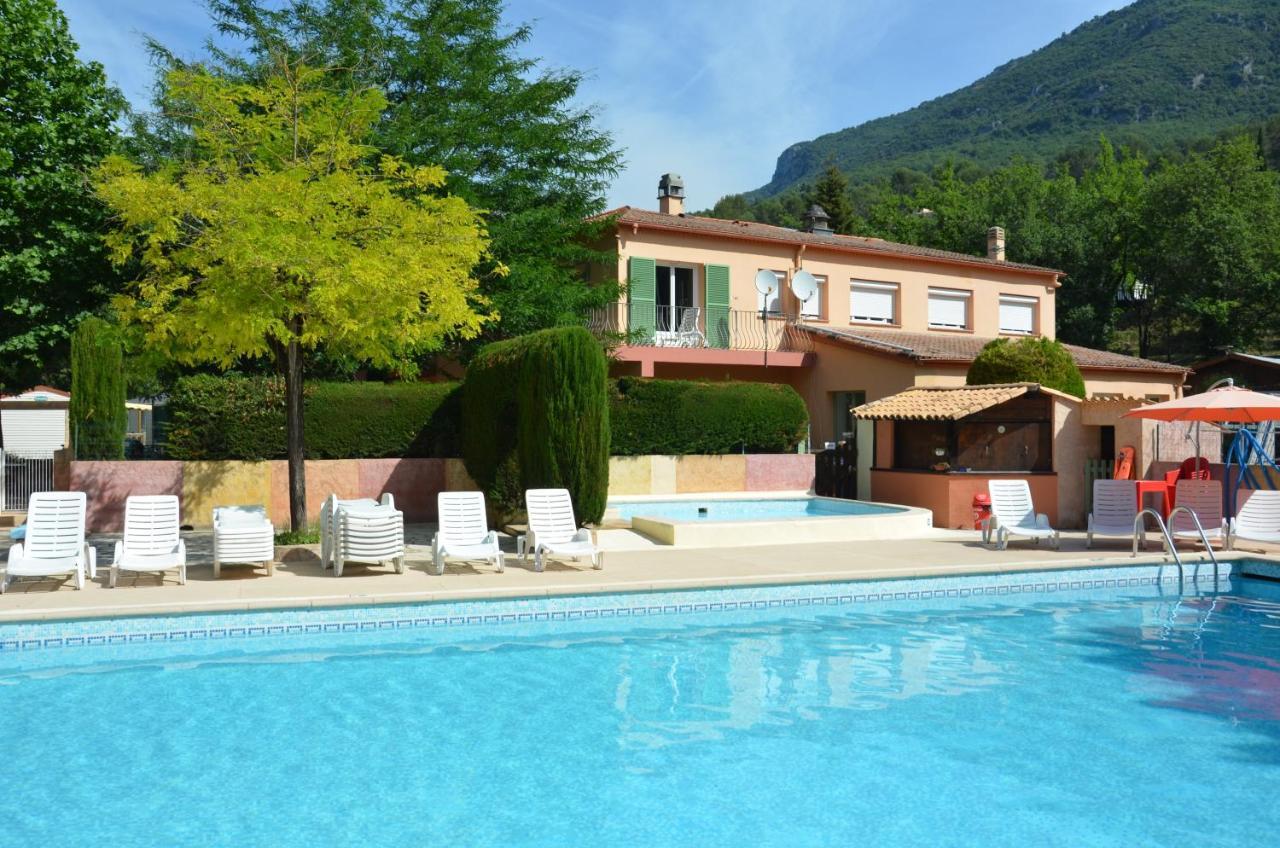 Camping Hotel Les Rives Du Loup Tourrettes-sur-Loup Zimmer foto